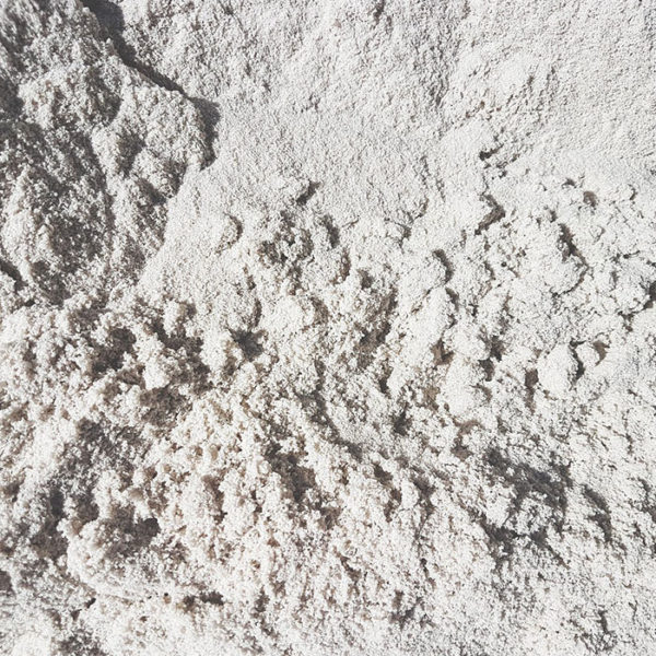 Using Decorative White Sand For High End Landscaping Projects